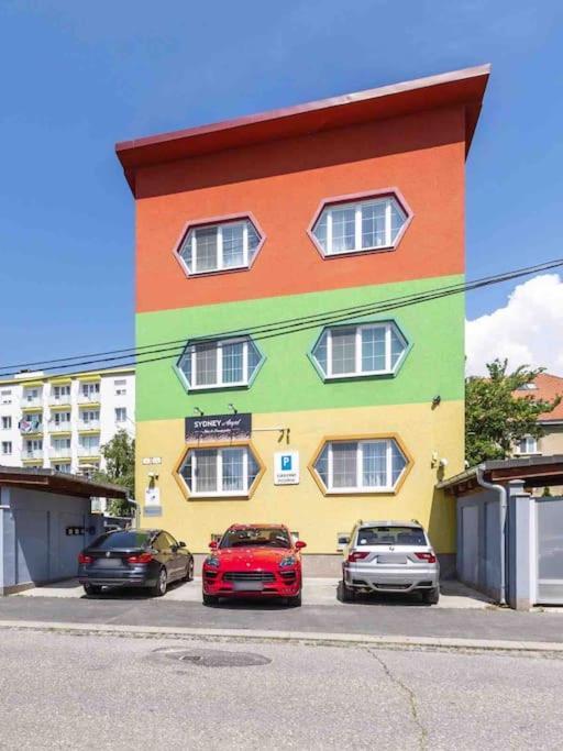 Modern & Cozy Apartment Near Hockey & Football Arena Pozsony Kültér fotó
